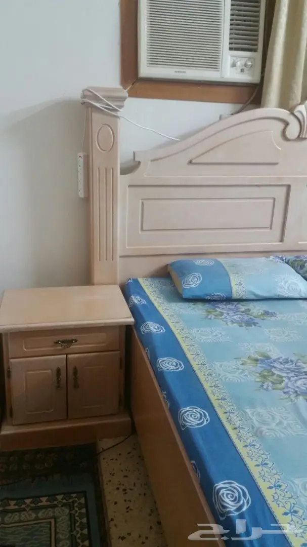 غرفة نوم كبيرة وأنتريه وترابيزة سفرة للبيع (image 1)