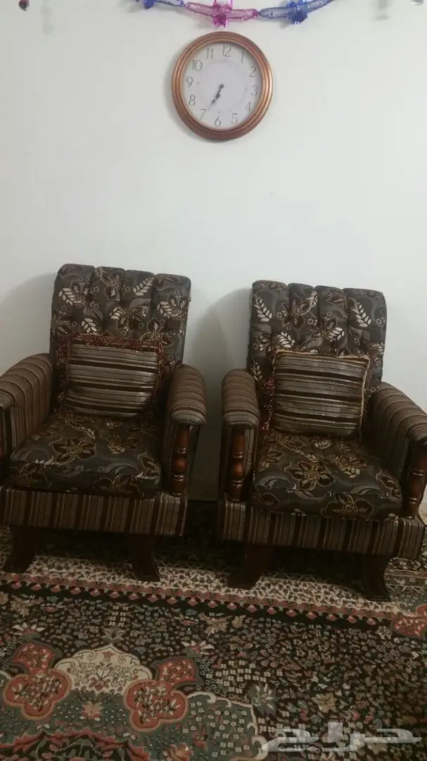 غرفة نوم كبيرة وأنتريه وترابيزة سفرة للبيع (image 5)