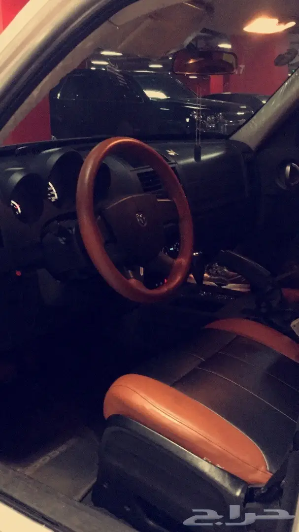 للبيع دودج نيترو نظيف (image 3)