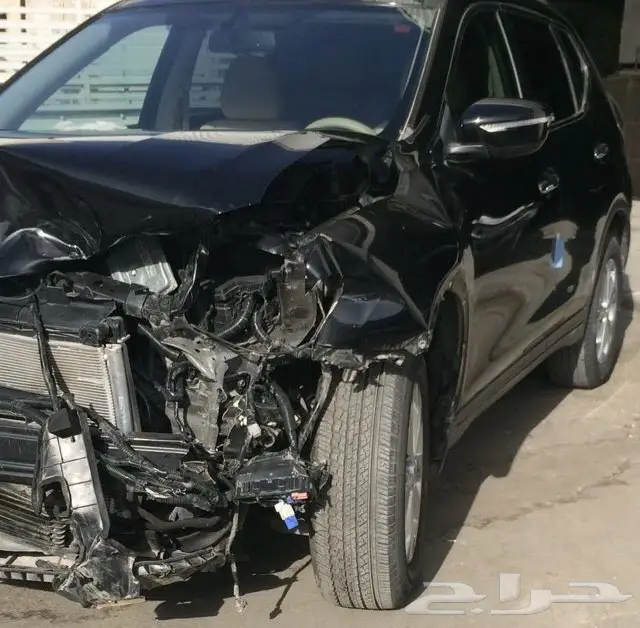 للبيع جيب نيسان اكس تريل 2016 مصدوم  (image 8)