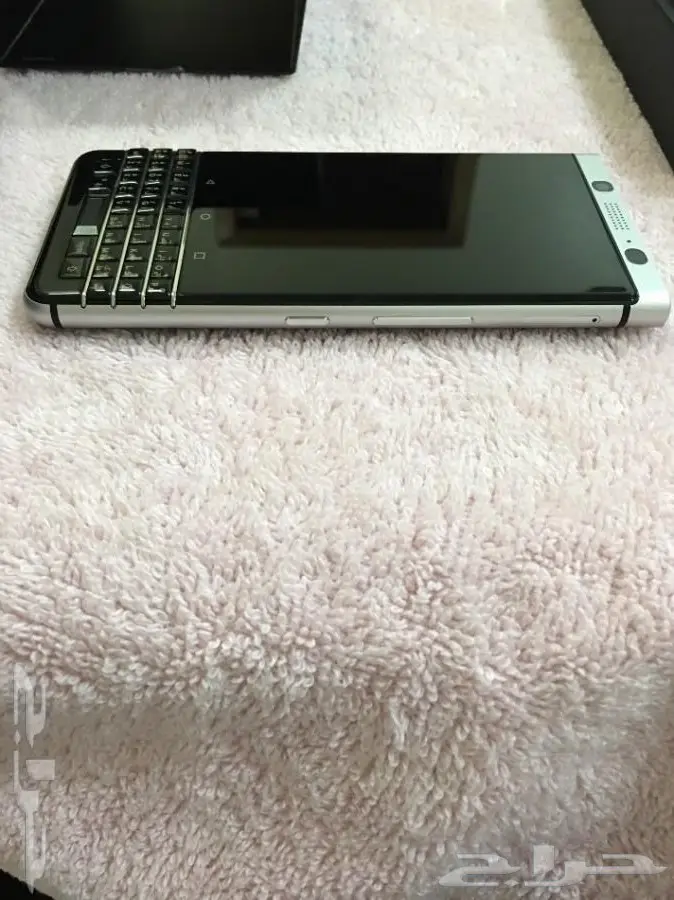 للبيع جوال بلاك بيري Key one (image 6)