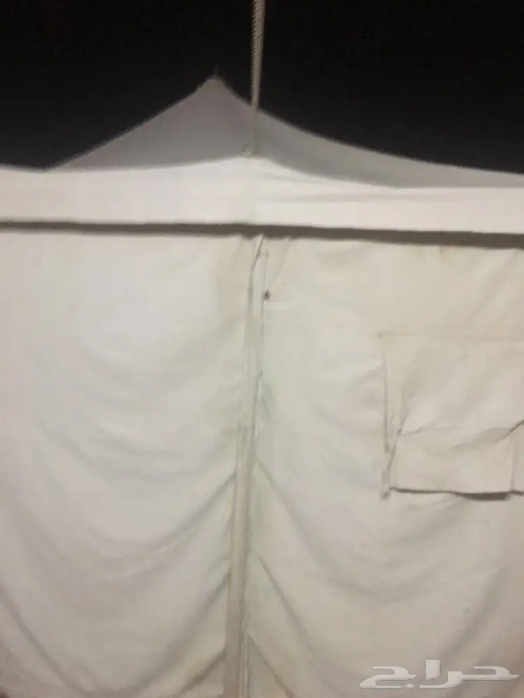 خيمه عامود غاطين الون ابيض وحالتها جيده 
