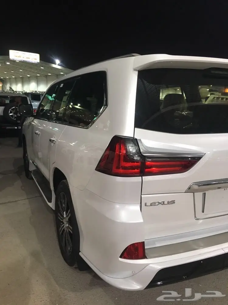 للبيع جيب لكزس 2018 فل كامل ماشي 200 كيلو (image 6)