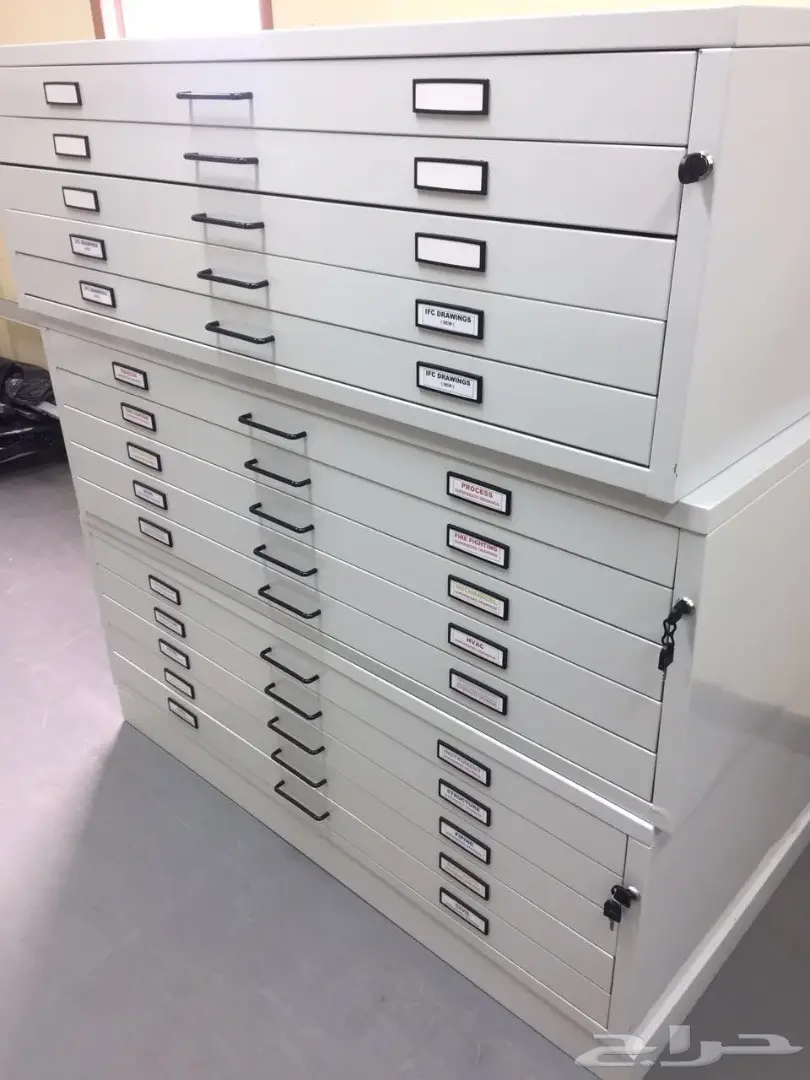 للبيع طاولات مكتبيه وكراسي مستعمل وجديد  (image 14)