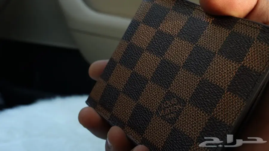 محافظ وشنط لويس فيتون 