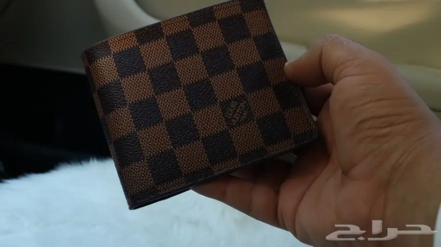 محافظ وشنط لويس فيتون  (image 1)