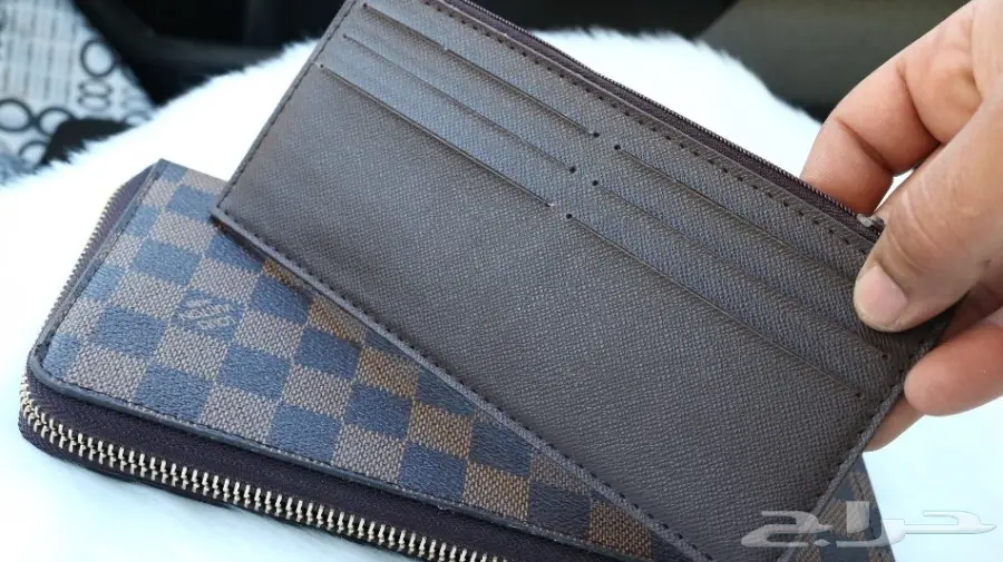 محافظ وشنط لويس فيتون  (image 19)