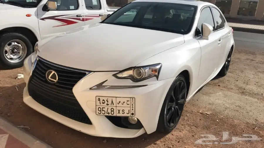 للبيع لكزس is250 2014