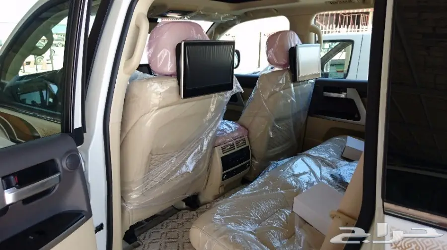 شاشات خلفية فئة إكسبديشن 2015 – نظام أندرويد 4.4.4 - تجديد وتحسين سيارتك! (image 9)