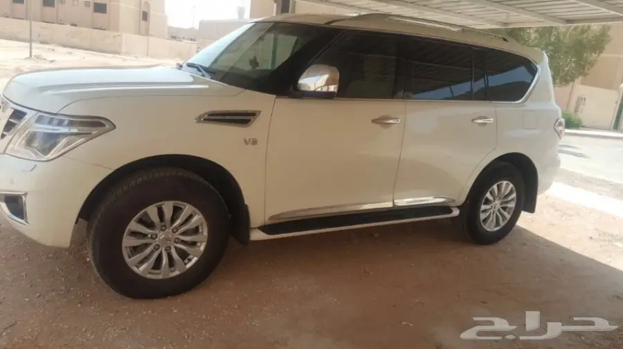 للبيع جيب باترول موديل2014 (image 1)