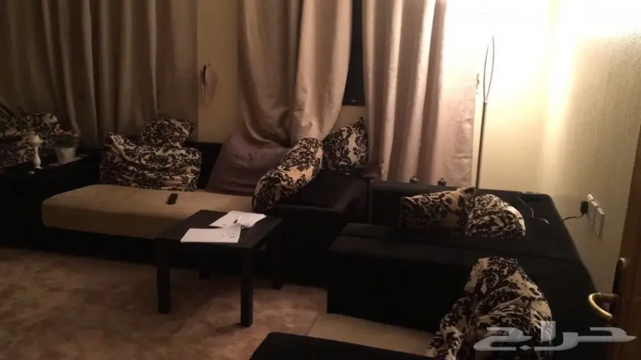 كنب فاخر للبيع من ماركة دايموس والبيع مستعجل (image 1)