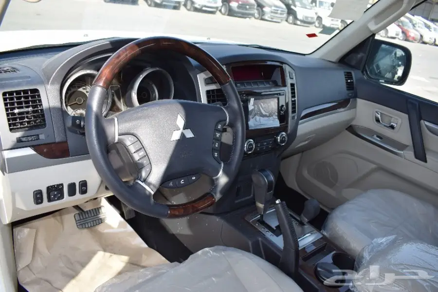 ميتسوبيشي باجيرو 2017(العيسائي)فل كامل3.5 (image 10)