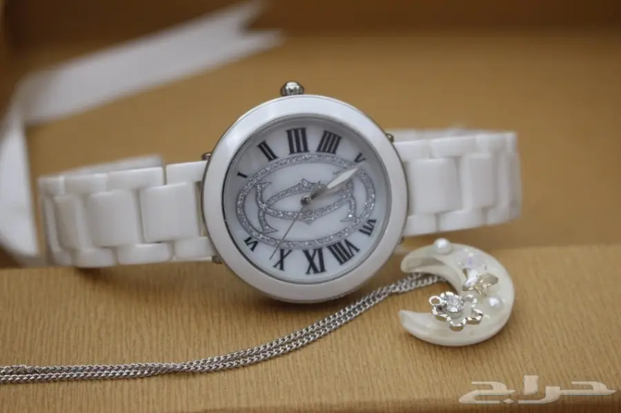 ساعات نسائية تقليد كارتير