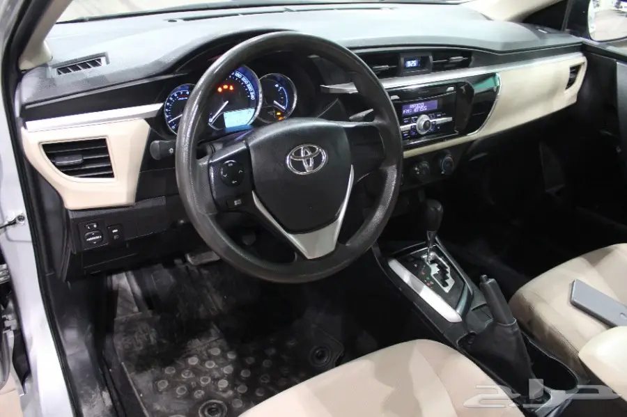 تويوتا كورولا XLI موديل 2016 (image 4)