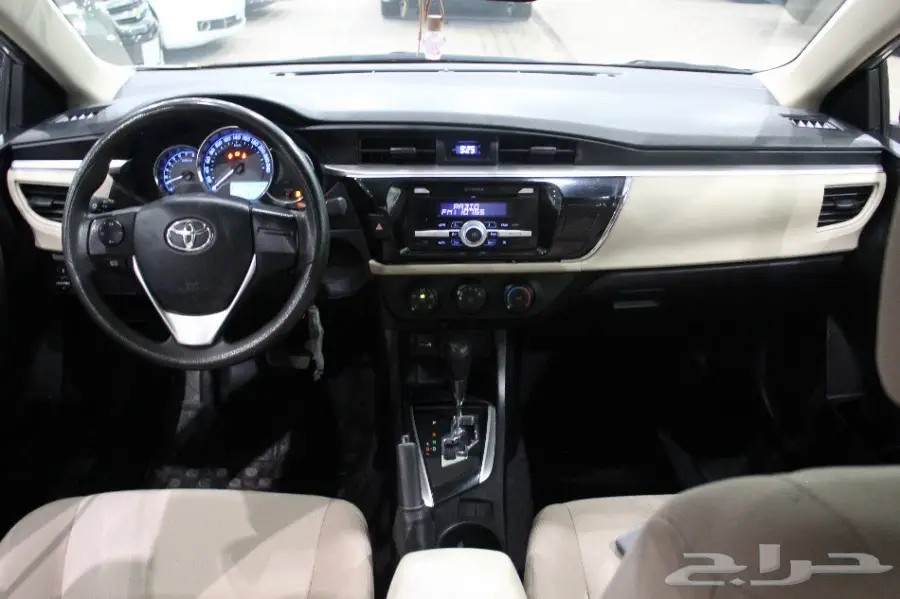 تويوتا كورولا XLI موديل 2016 (image 8)