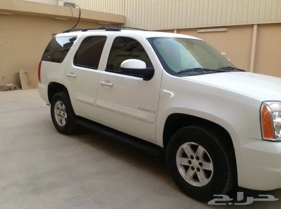 جمس يوكون 2009 نظيف جدا ماشي 75 ألف فقط