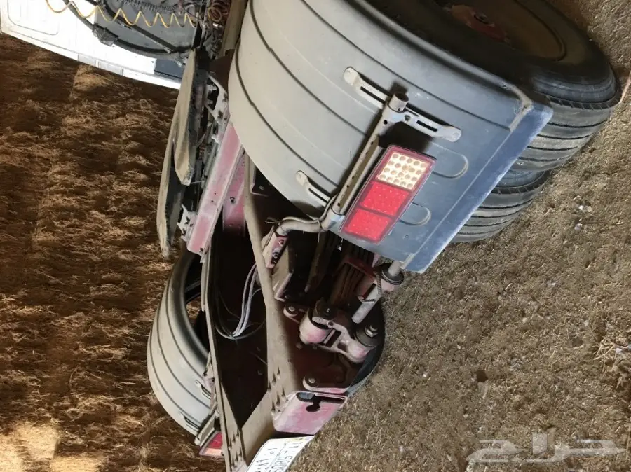 للبيع شاحنه البي (image 1)