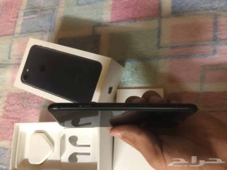 ايفون 7 اسود 32 جيجابايت - حالة ممتازة مع الضمان! (image 2)