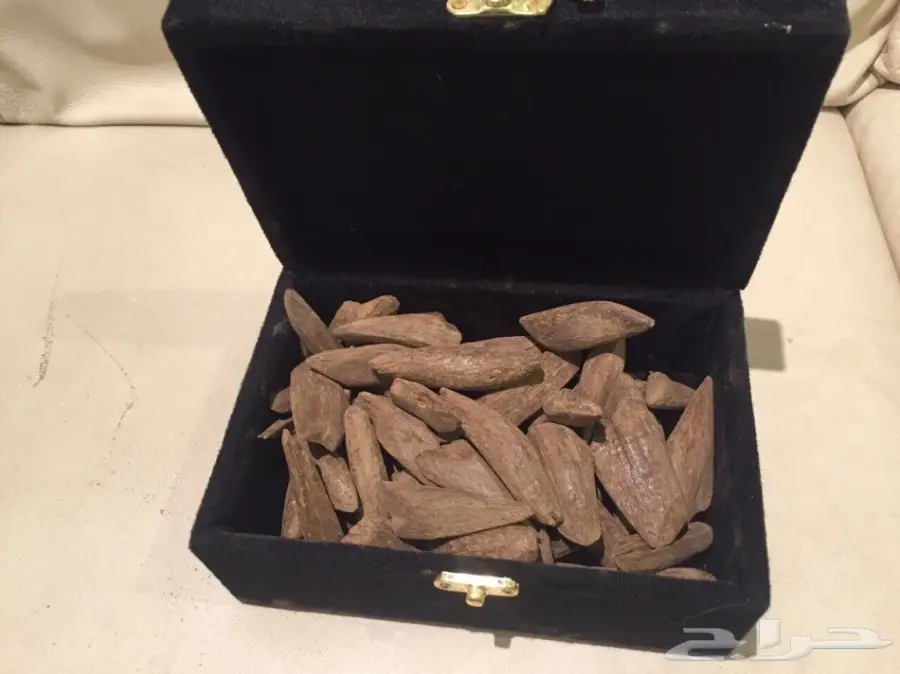 ربع كيلو عود ( تسع أوقيات ) 200 ريال (image 2)