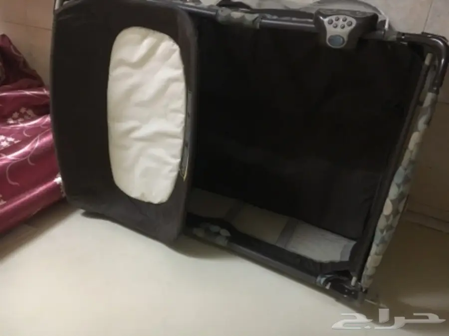 طقم كنب مع 2 تلفزون مع دولاب تلفزون (image 9)