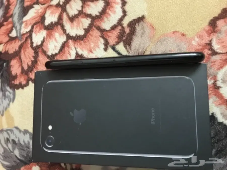 أيفون 7 - أسود - 128GB - بحالة ممتازة! (image 2)