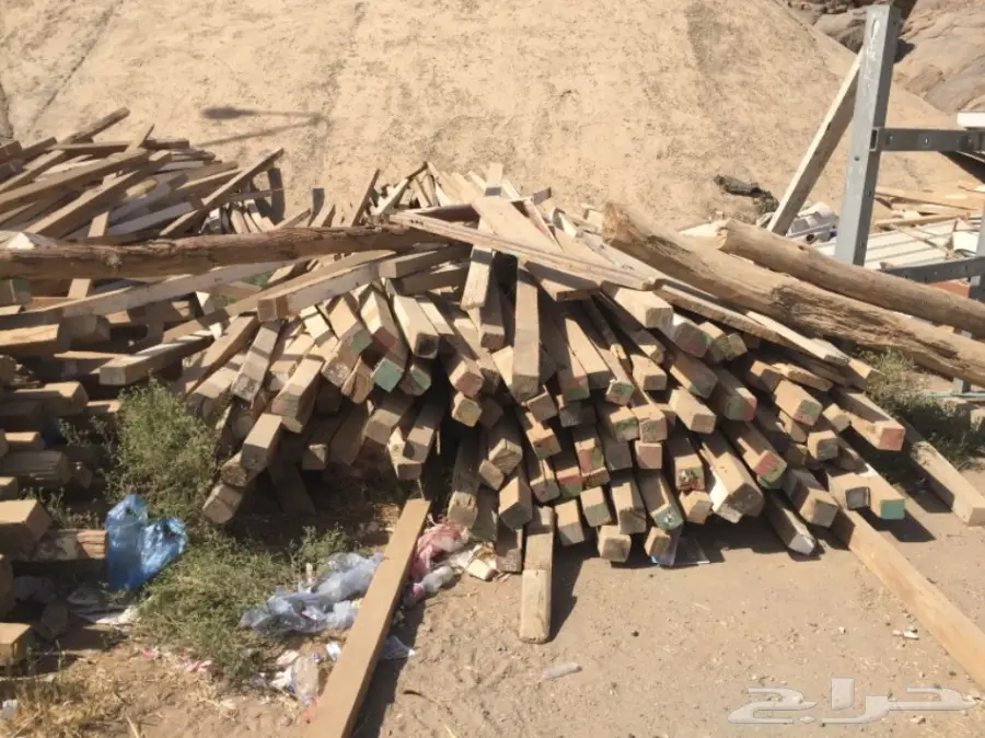 مرابيع خشب مستعمله