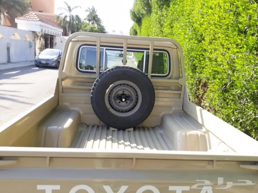 تويوتا شاص 2016 مخزن ماشي 16 ألف . (image 1)