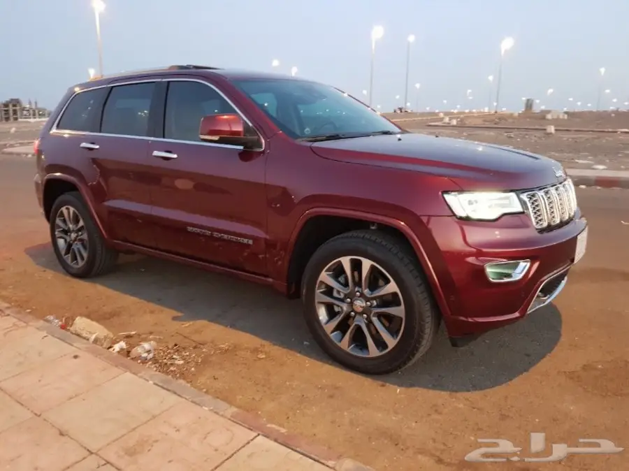 جراند شيروكي 2017 Grand Cherokee