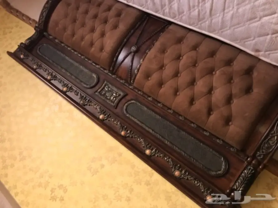 اثاث متنوع للبيع (image 2)