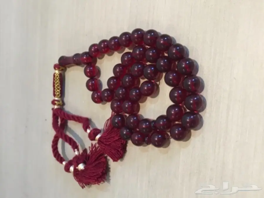 مزاد رقم 300 سبحة تراب كهرمان عنابي (image 1)