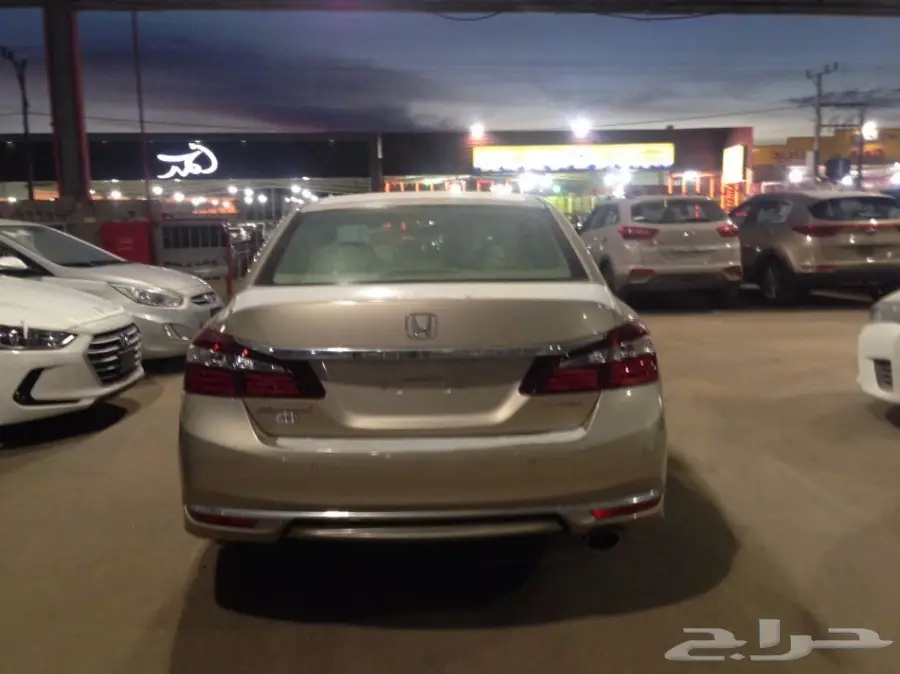 هوندا اكورد اسبيشل 2017 - بسعر مغري  (image 7)