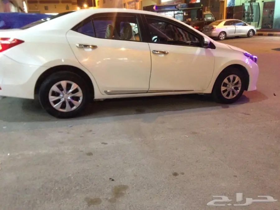 كرولا 2015 بسعر مناسب 22000الف (image 3)