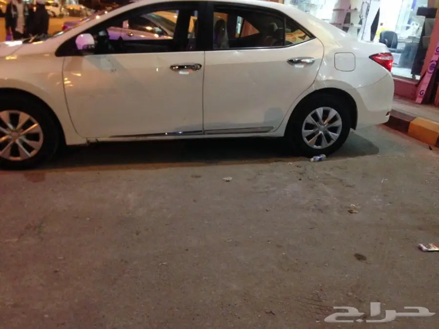 كرولا 2015 بسعر مناسب 22000الف (image 7)