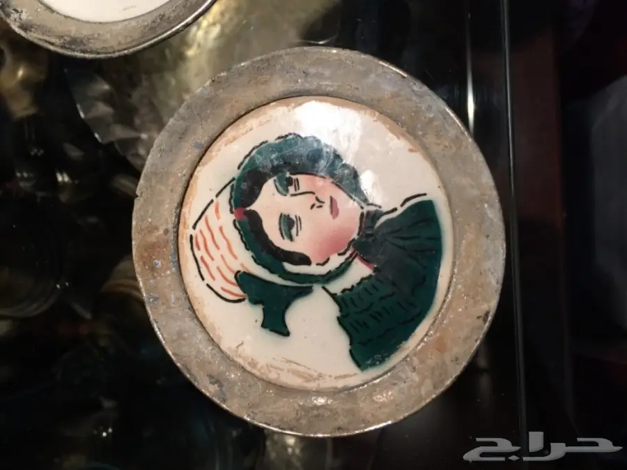 صحون قديمة اثار (image 1)