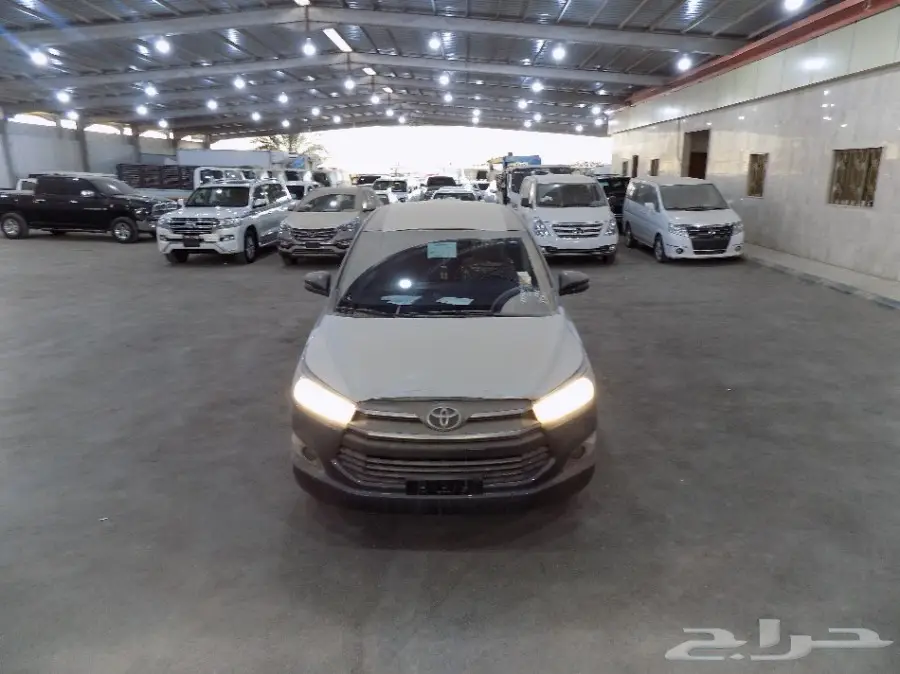 تويوتا اينوفا فل كامل 2018 (image 1)