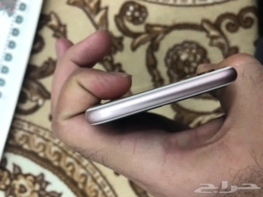 iPhone 6s - مع جميع اغراضه - حالة ممتازة! (image 3)