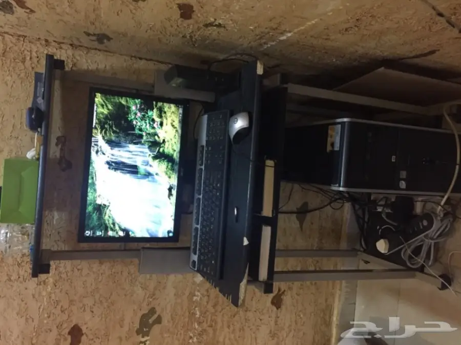 كمبيوتر مكتبي hp مع طاوله  (image 2)