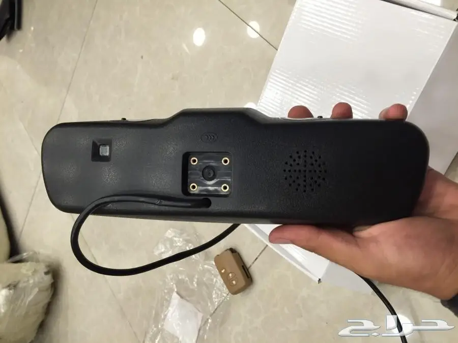 مرايا تعتيم LED بي 250 - تصميم أنيق وإضاءة مميزة (image 3)