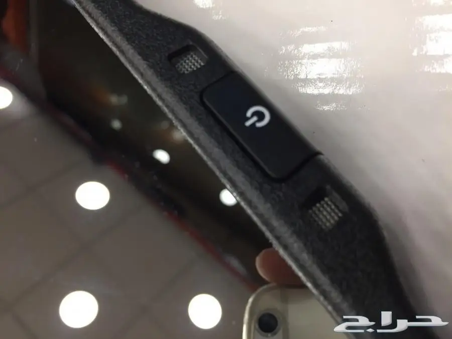 مرايا تعتيم LED بي 250 - تصميم أنيق وإضاءة مميزة (image 4)