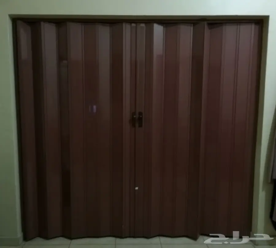 باب سحاب اكورديون بلاستيكي ايطالي للبيع