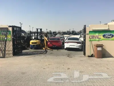 قطع مرسيدس و بي ام و اودي و قولف من الامارات  (image 3)