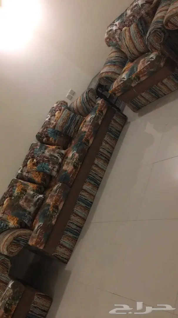 كنب مودرن نظيف ومريح