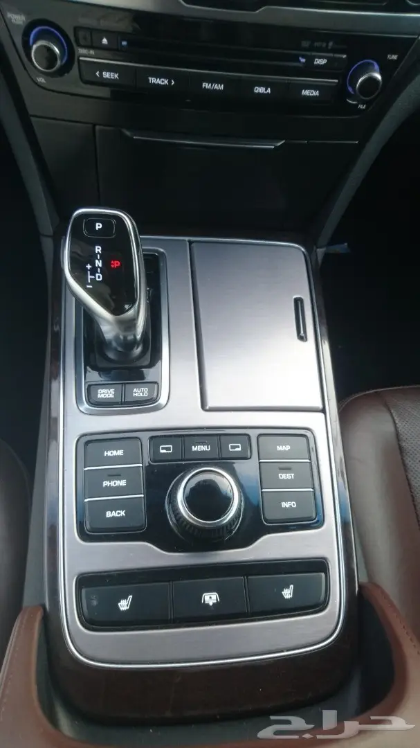 للبيع سيارة هونداي سنتنيال م2014 ابيض 6 سلندر (image 6)