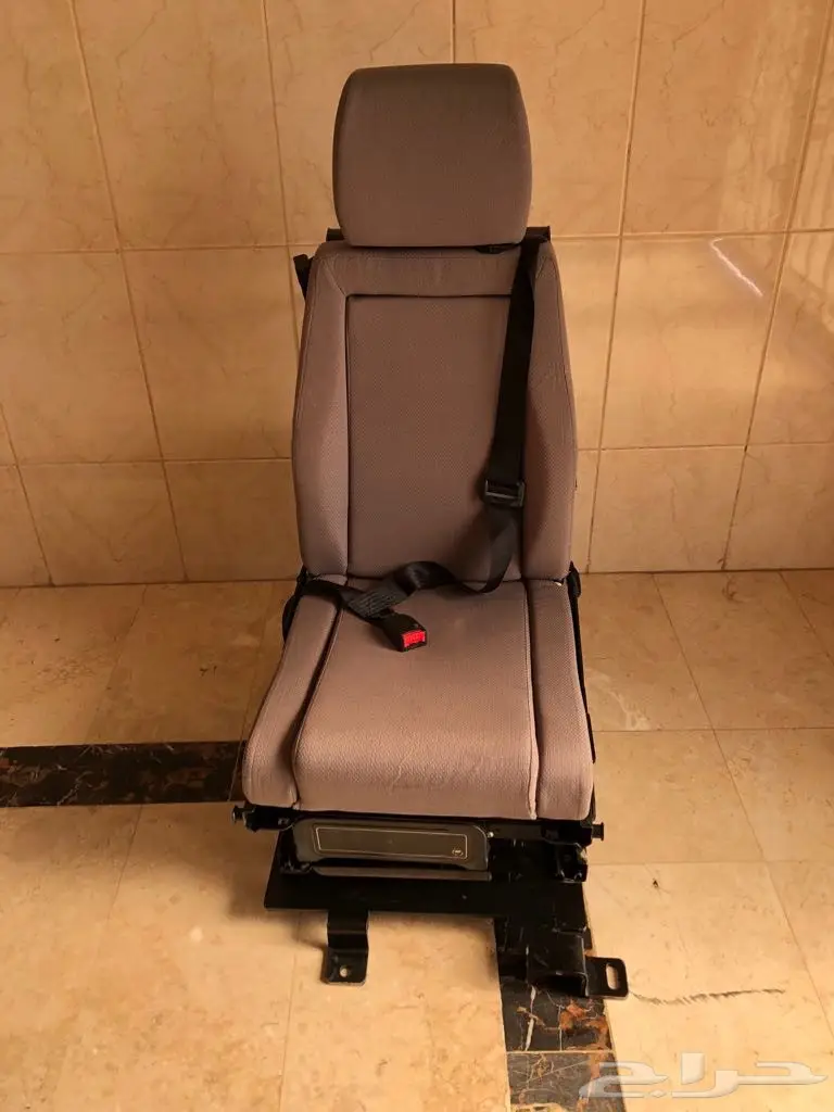 كرسي كهربائي متحرك للسيارات (image 2)