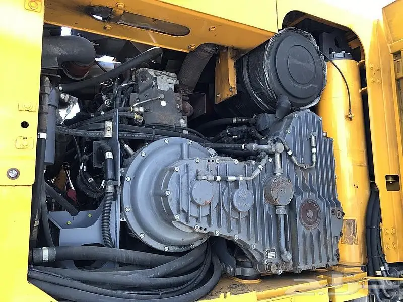 قشاطة اسفلت عرض1 متر Wirtgen W100F موديل 2007 (image 8)