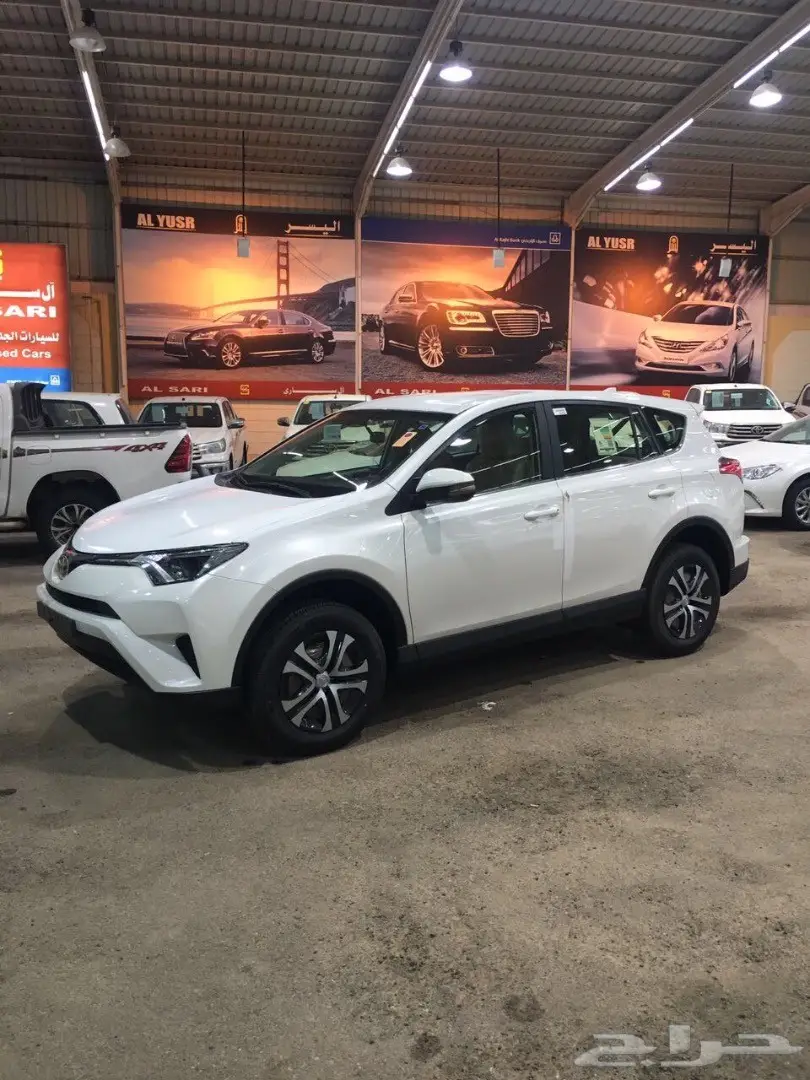تويوتا راف فور سياحي فل كامل 2017 - فرصة لا تُفوّت! (image 1)