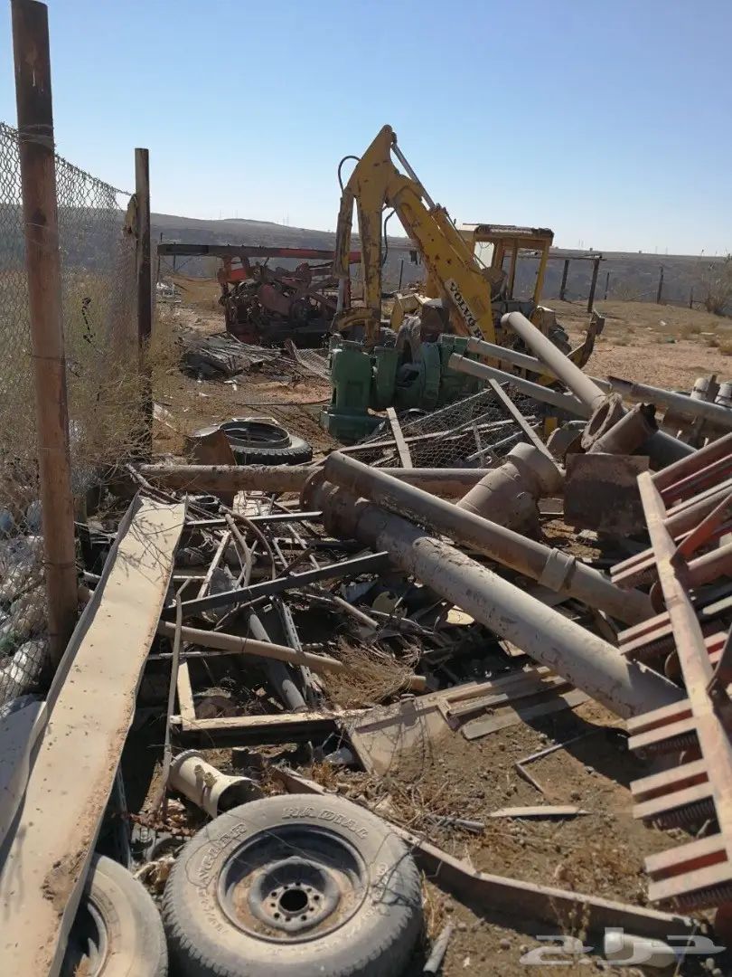 معدات للبيع فيها الصالح والسكراب