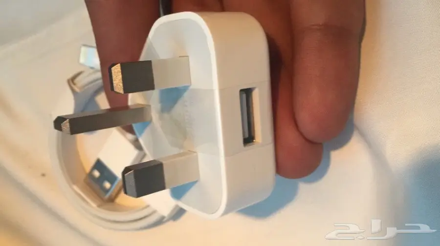 شاحن أيفون وسماعه حقت الوكالة  (image 1)