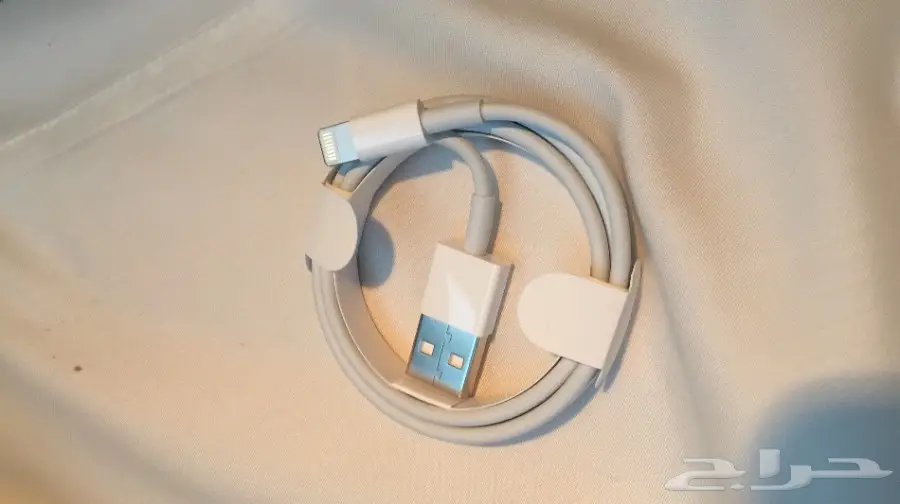 شاحن أيفون وسماعه حقت الوكالة  (image 2)