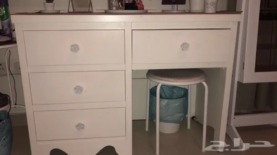 تسريحة للبيع 